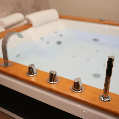 Re Di Cuori Hotel 3*