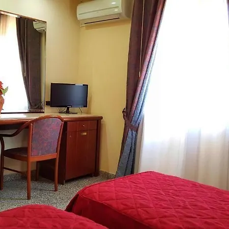 Re Di Cuori Hotel 3*